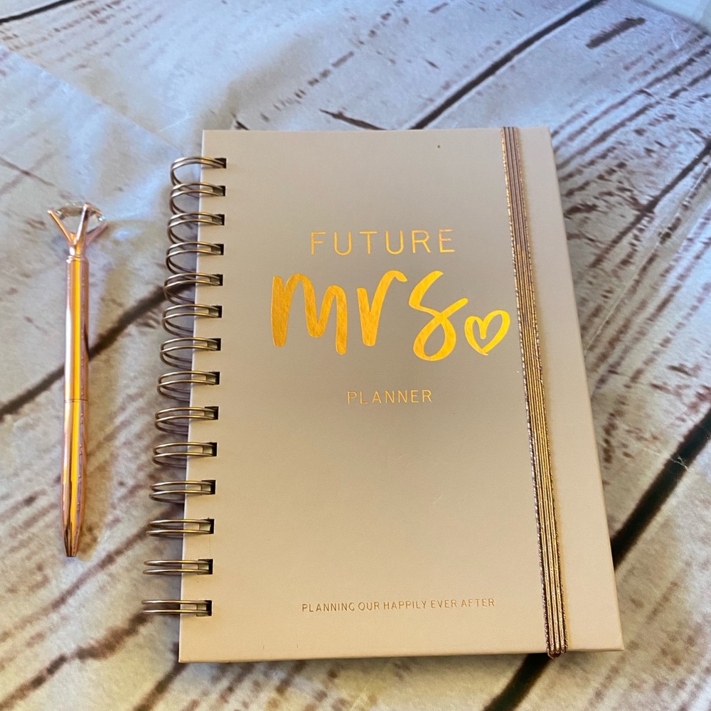🔺Brand New🔺 NEVER USED Wedding Planner